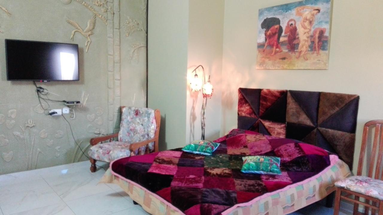 Domskazka Hotel Bruchim Qela' Alon Bagian luar foto